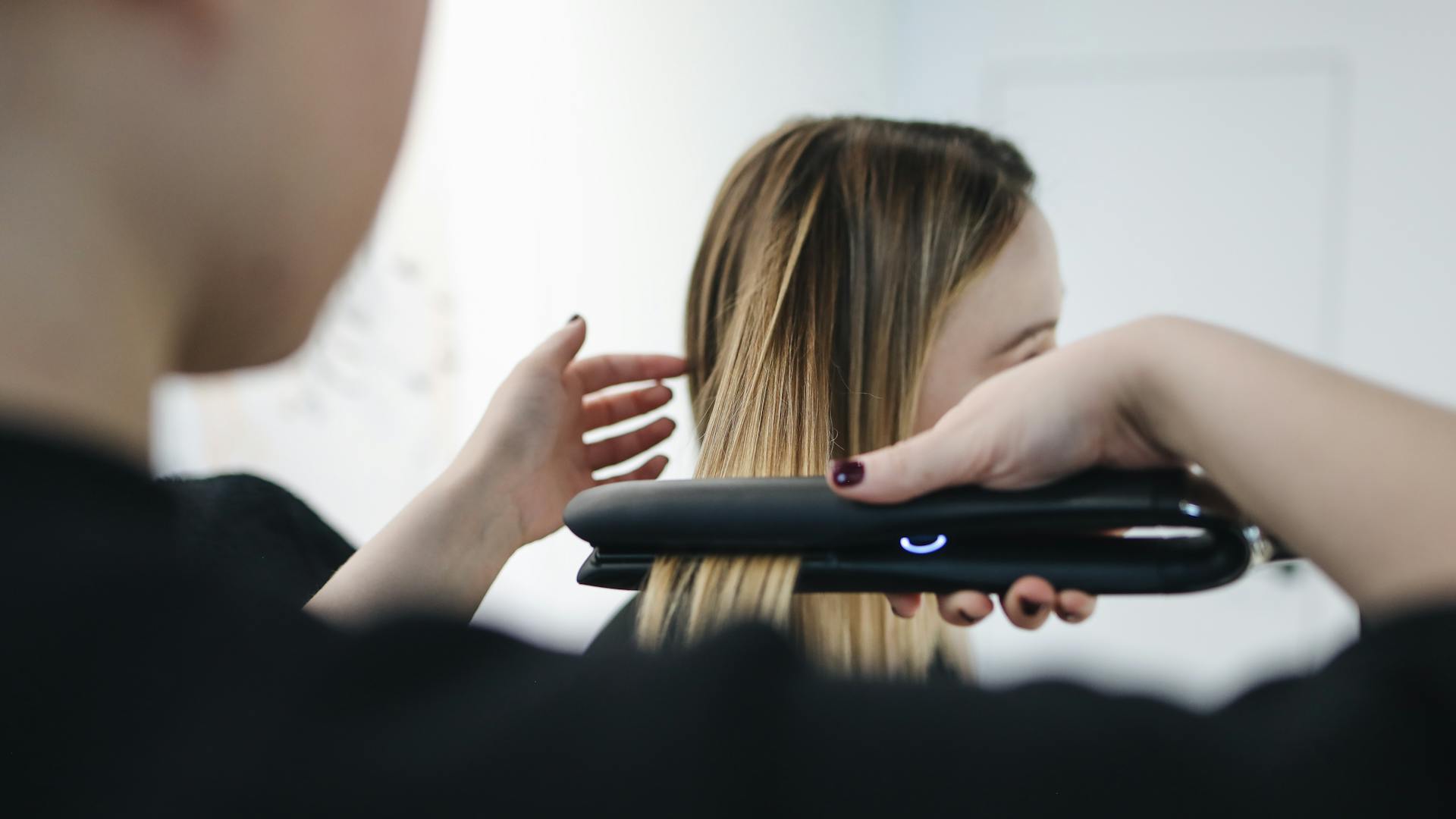 Nail polish application